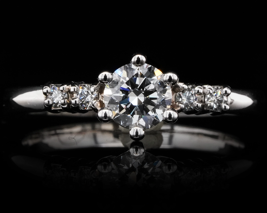 Pierścionek zaręczynowy z diamentem 0.51 ct