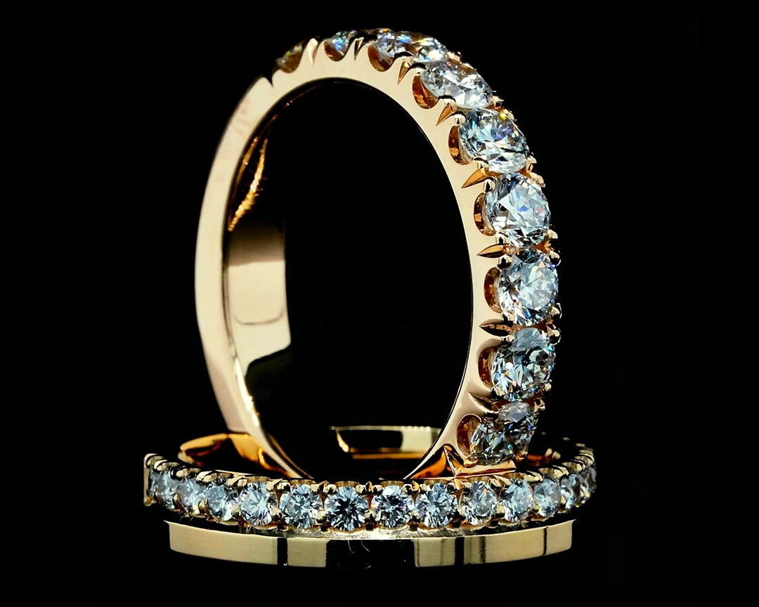 Obrączki ślubne dla dwóch kobiet – złoto 585 z diamentami